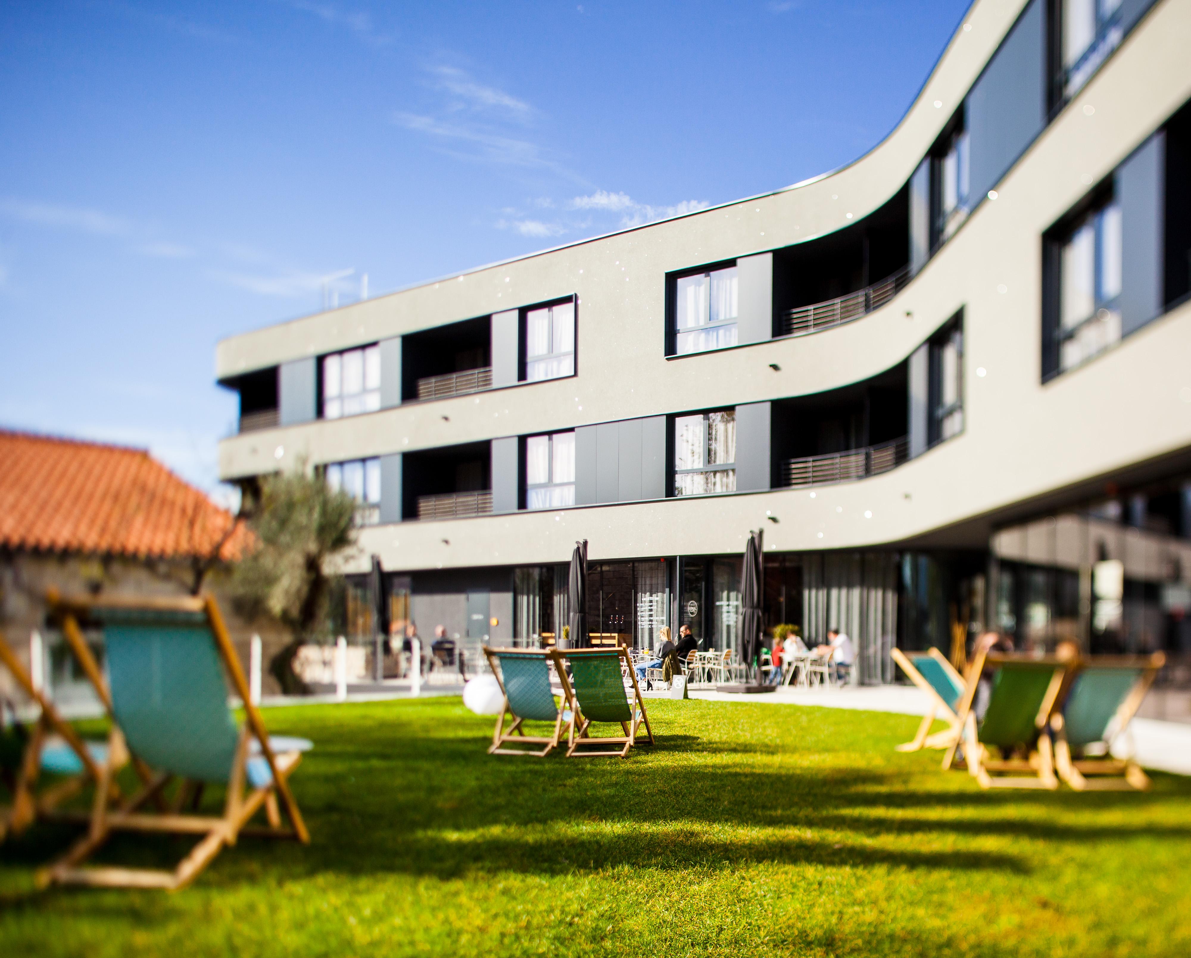 One Suite Hotel Mlini Exteriör bild